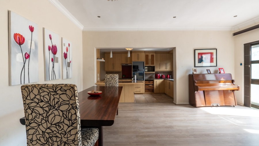 4 Bedroom Property for Sale in De Zoete Inval Western Cape